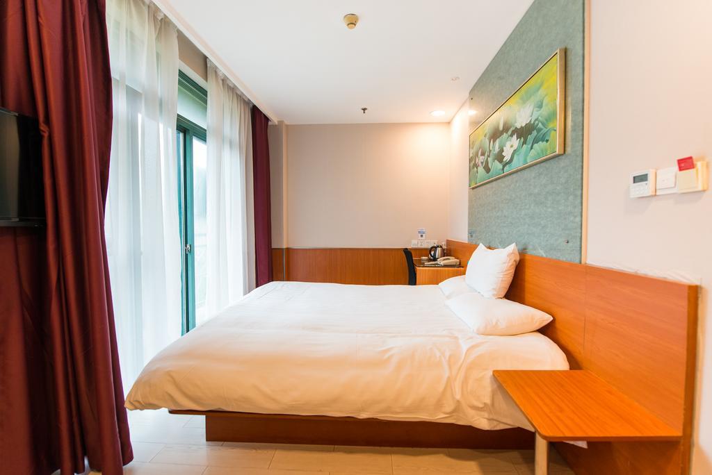 Hanting Express Shanghai South Shanxi Road שנגחאי מראה חיצוני תמונה